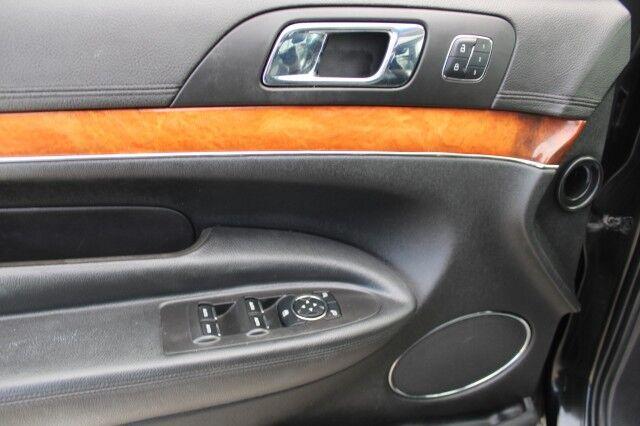 Lincoln MKT - Thumbnail 19