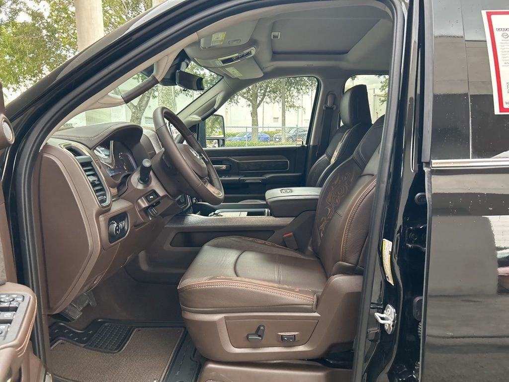 Ram 2500 Limited - Thumbnail 5