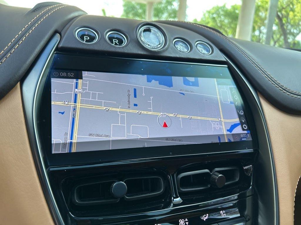 Aston Martin Dbx Base - Thumbnail 11