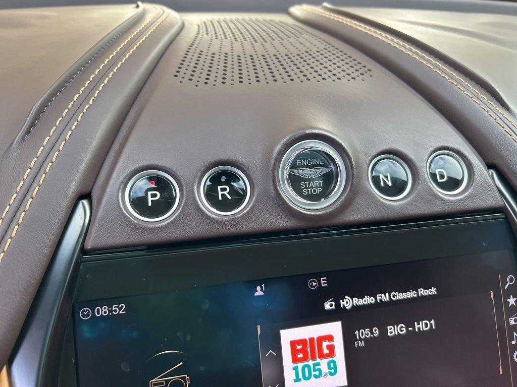 Aston Martin Dbx Base - Thumbnail 8