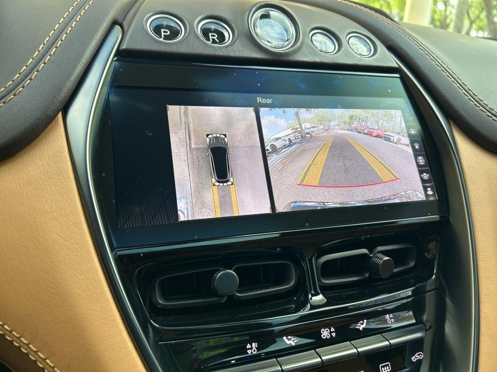 Aston Martin Dbx Base - Thumbnail 9