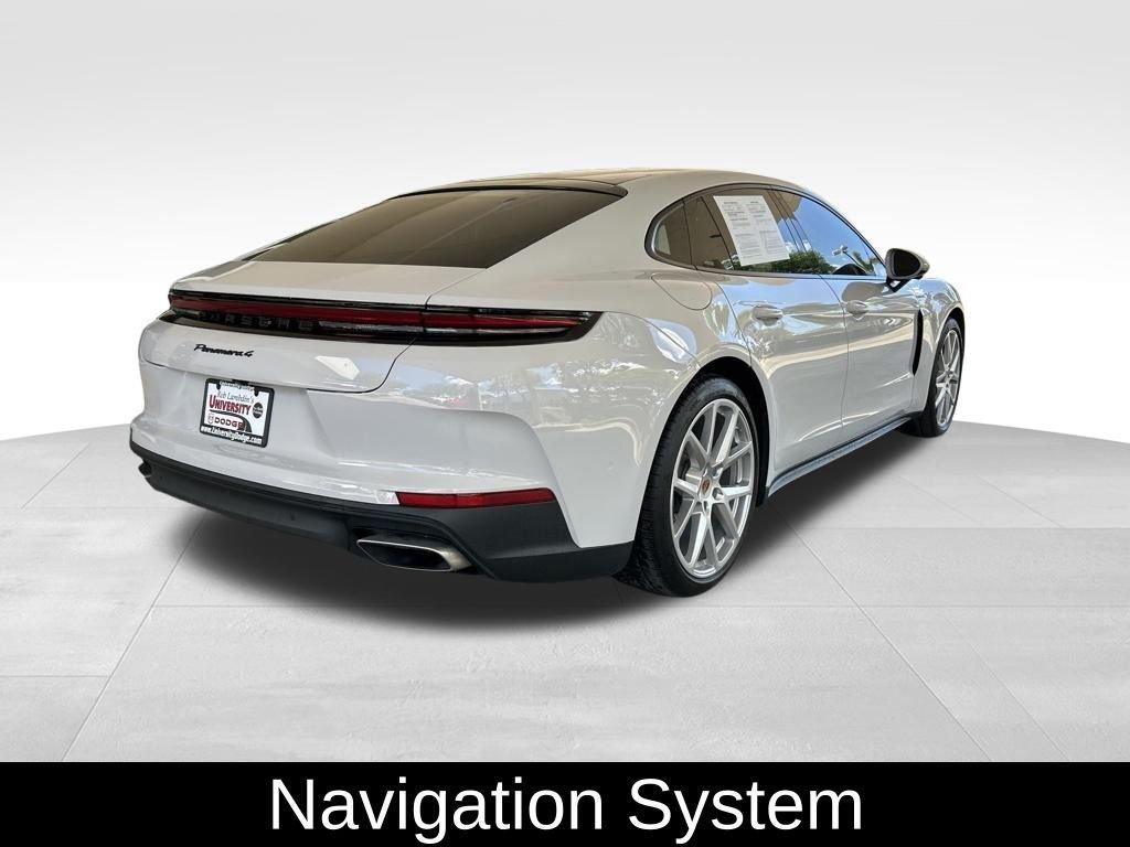 Porsche Panamera 4 - Thumbnail 3