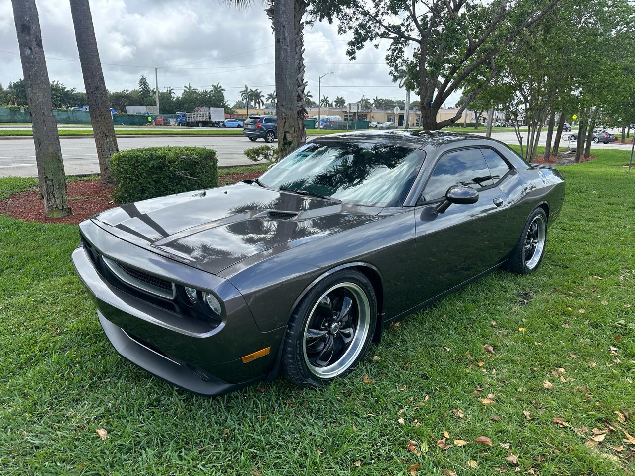 Dodge Challengersxt - Thumbnail 2