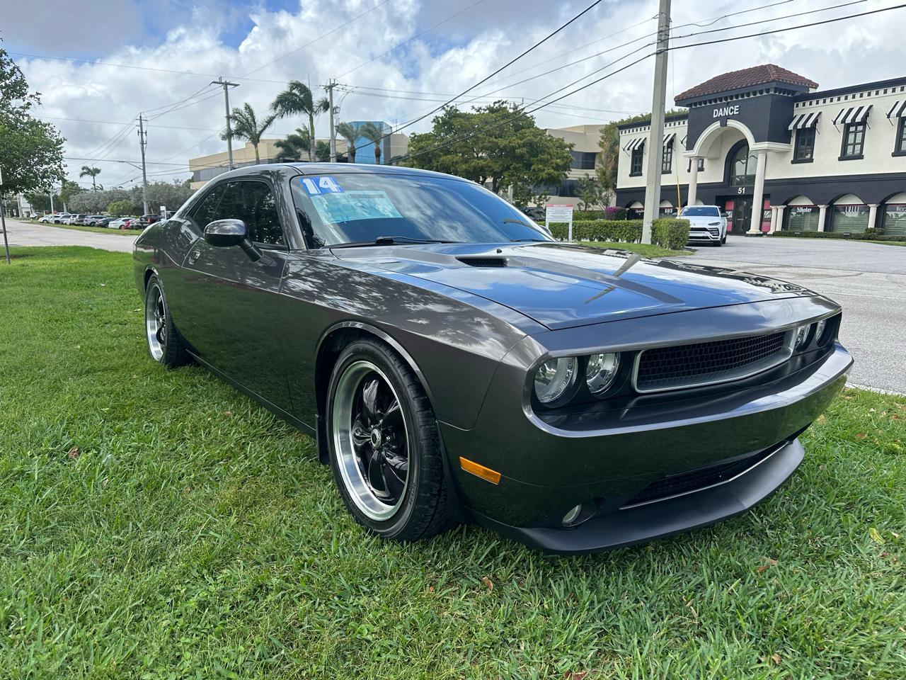 Dodge Challengersxt - Thumbnail 4
