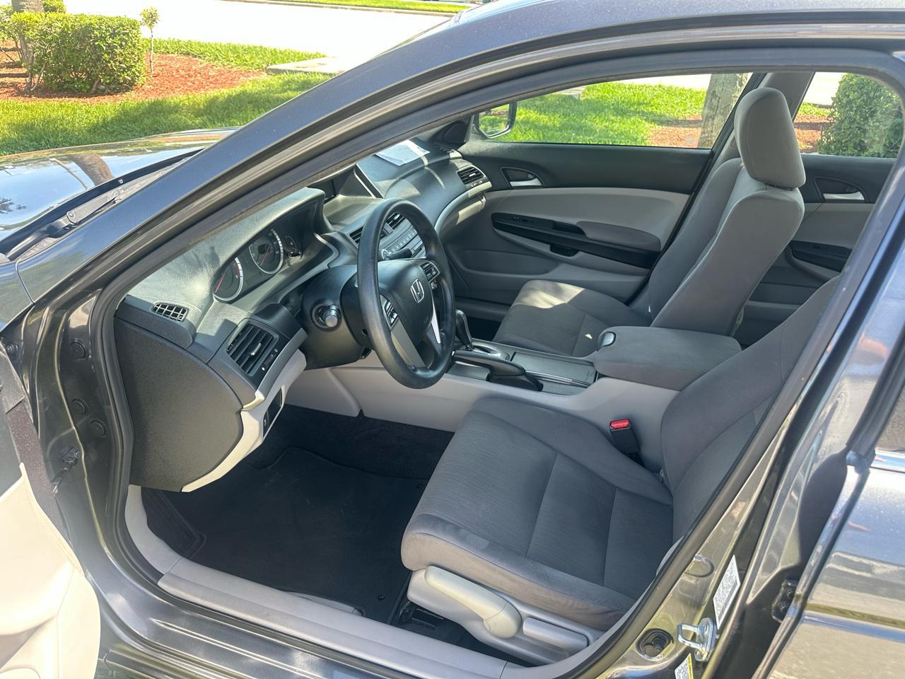 Honda Accordlx Sedan At - Thumbnail 13