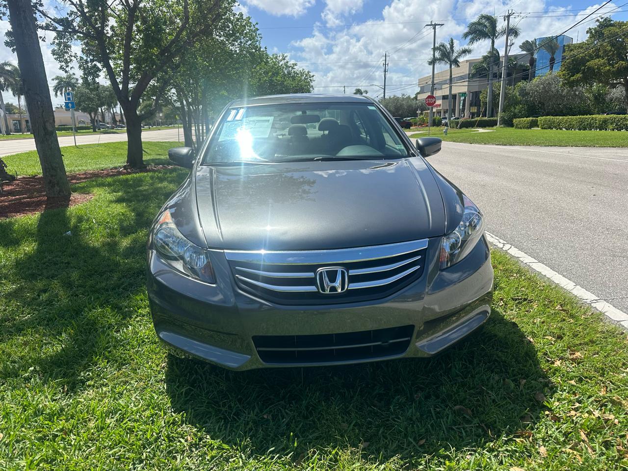 Honda Accordlx Sedan At - Thumbnail 3