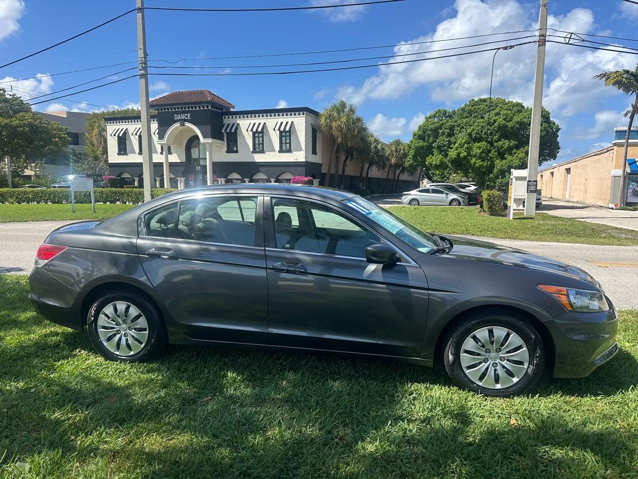 Honda Accordlx Sedan At - Thumbnail 5