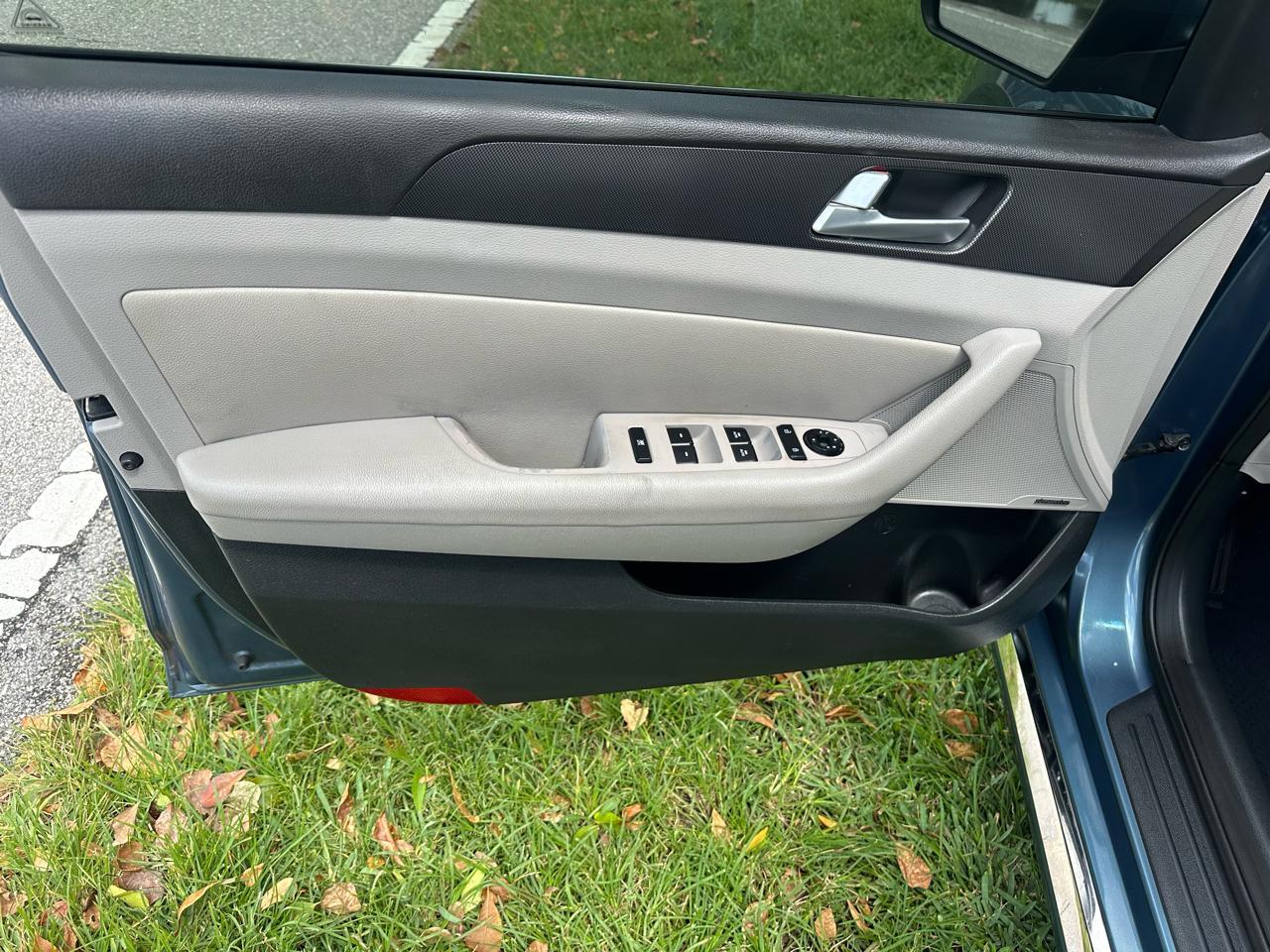 Hyundai Sonatasport - Thumbnail 12