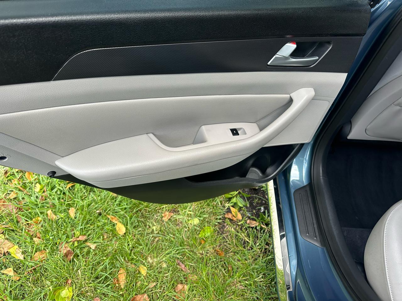 Hyundai Sonatasport - Thumbnail 9