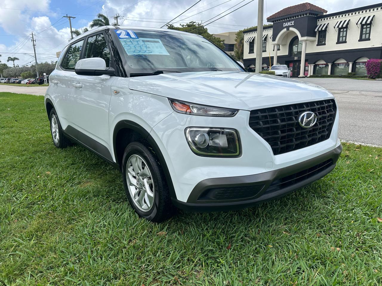 Hyundai Venuese - Thumbnail 4