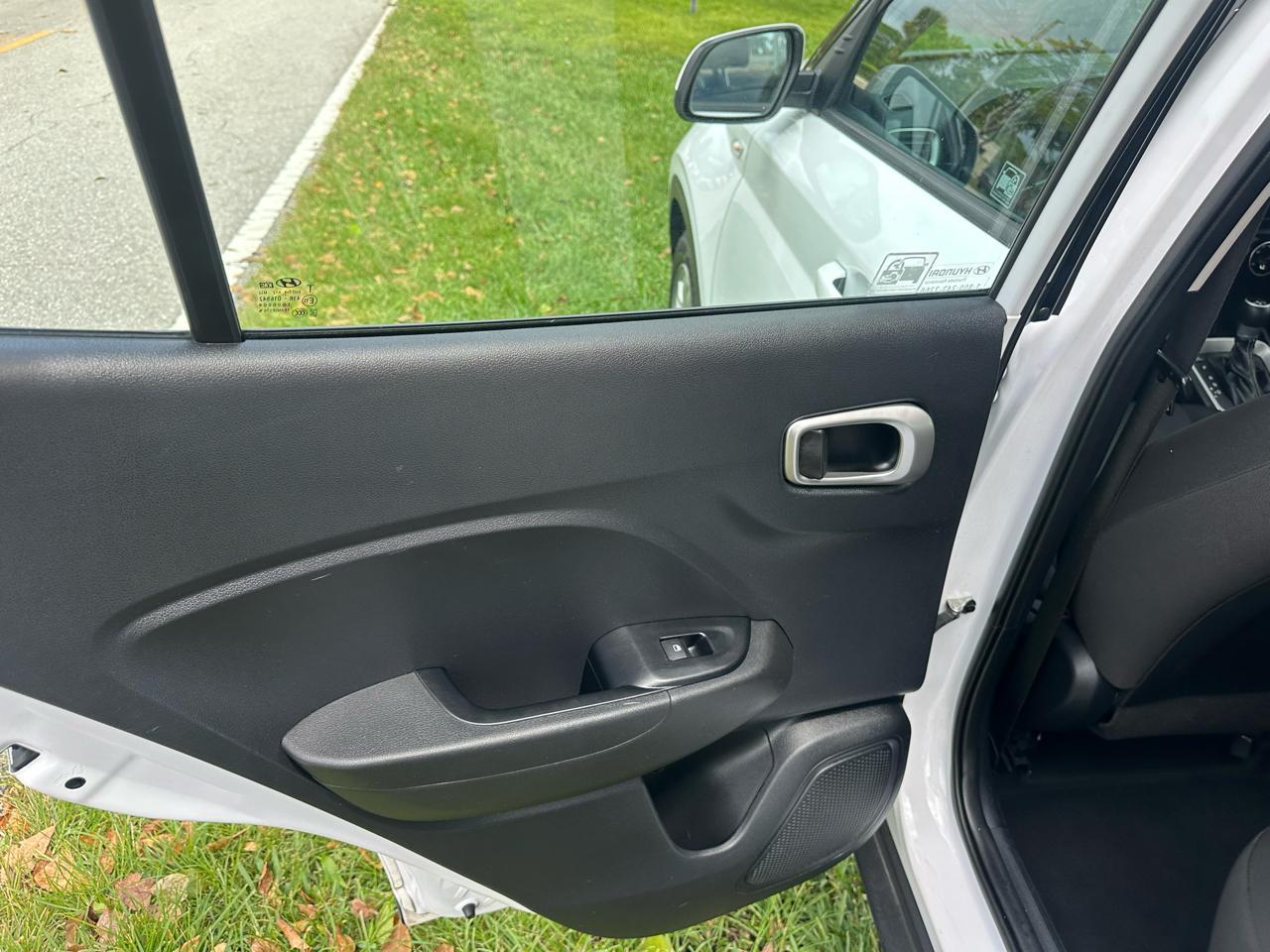 Hyundai Venuese - Thumbnail 9