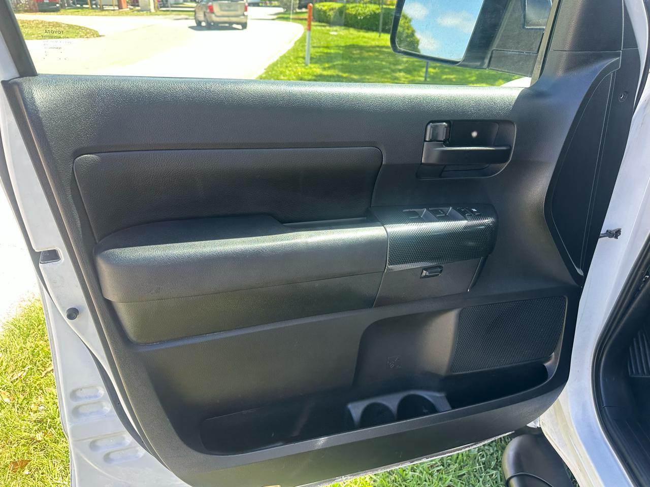 Toyota Tundra2Wd Crewmax 145.7" 5.7L Sr5 (Natl) - Thumbnail 15