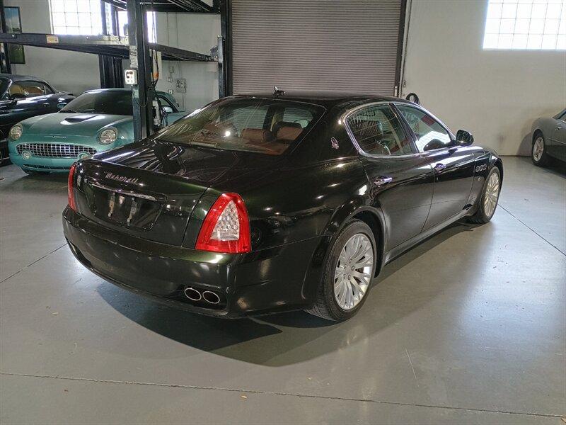 Maserati Quattroporte - Thumbnail 3