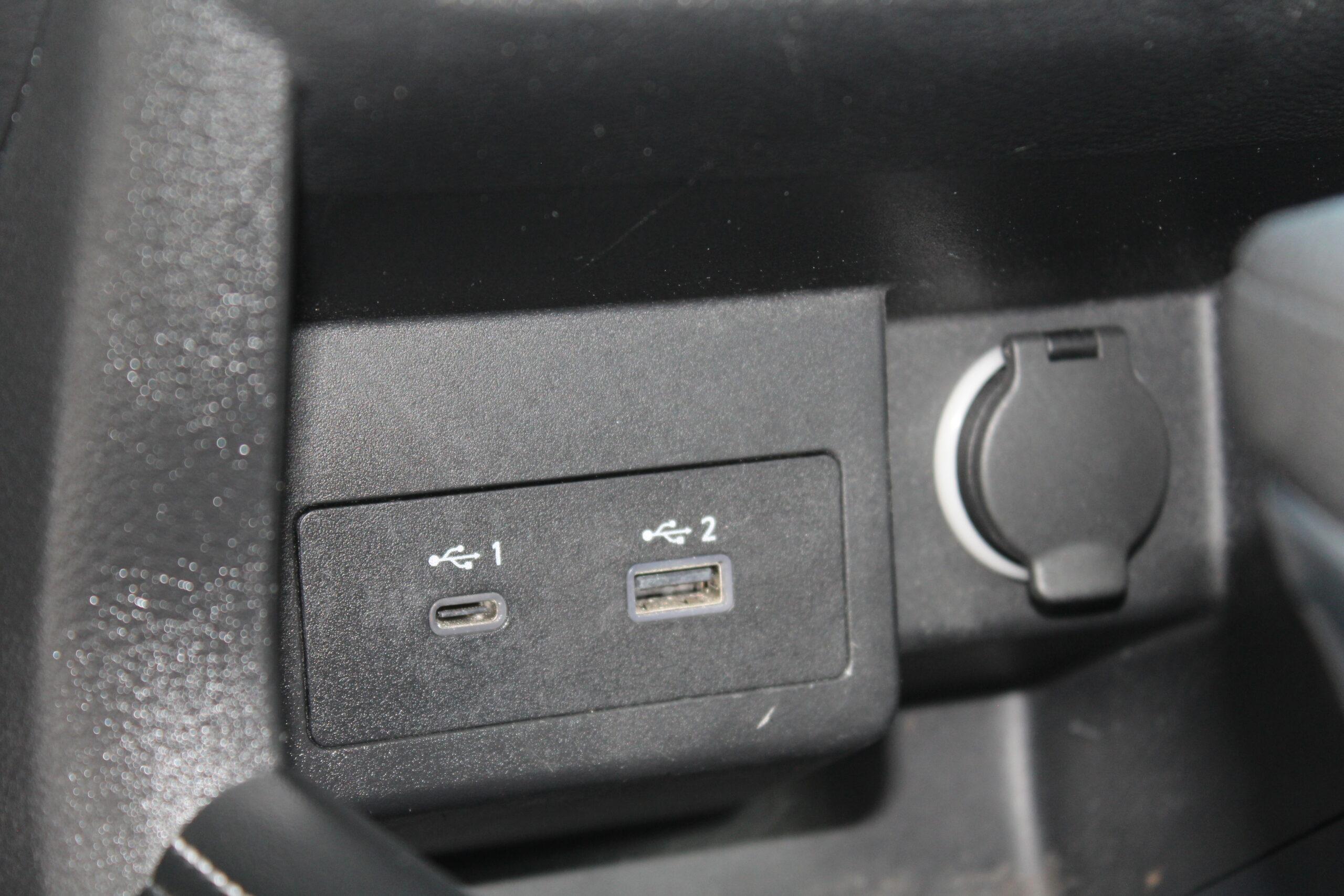 Nissan Kicks Sr Xtronic Cvt - Thumbnail 9