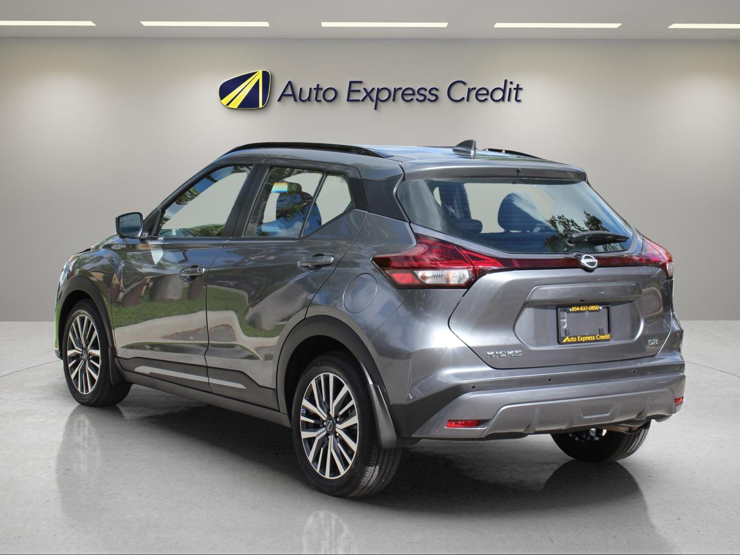 Nissan Kicks Sr Xtronic Cvt - Thumbnail 7