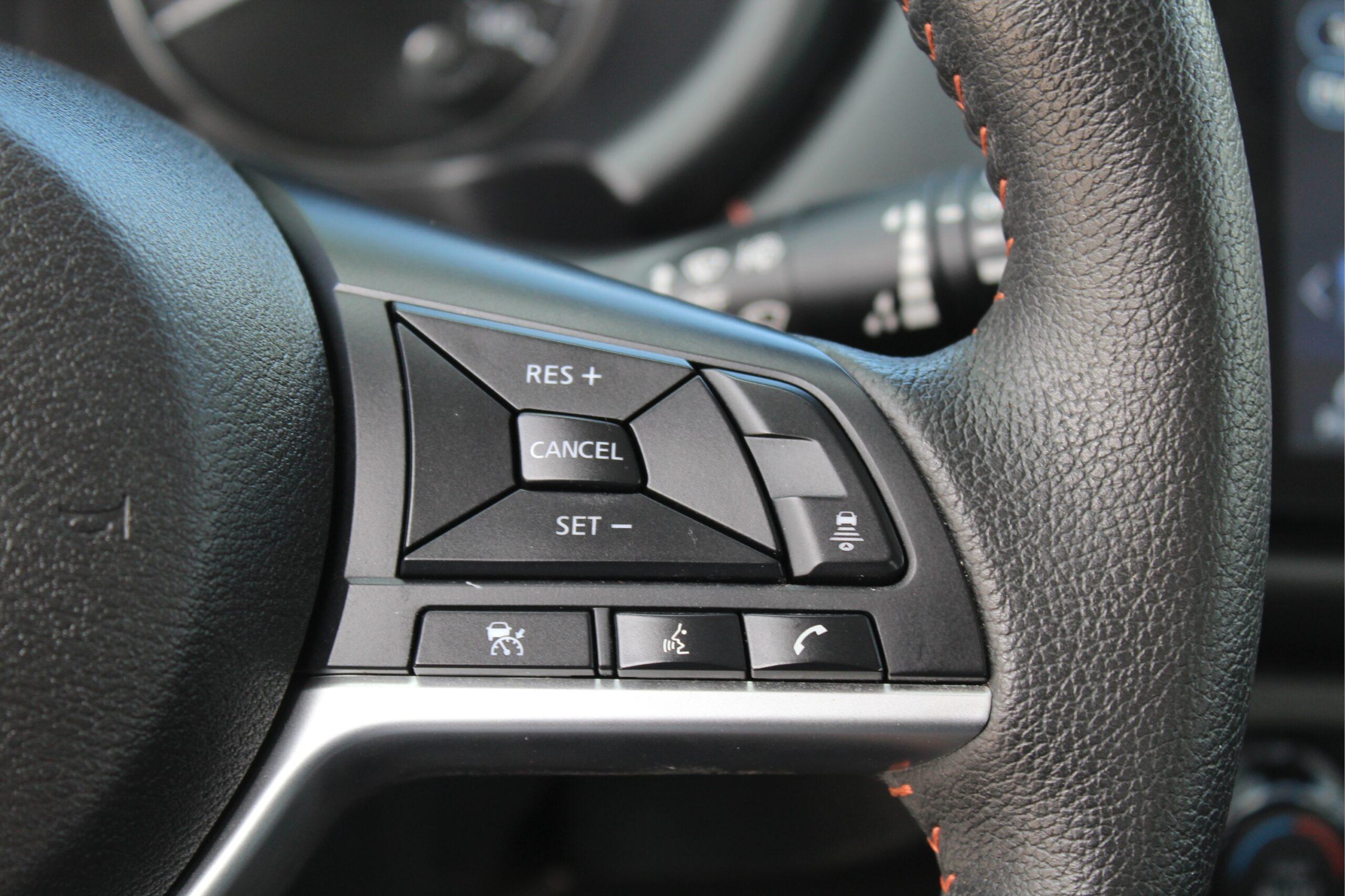 Nissan Kicks Sr Xtronic Cvt - Thumbnail 13