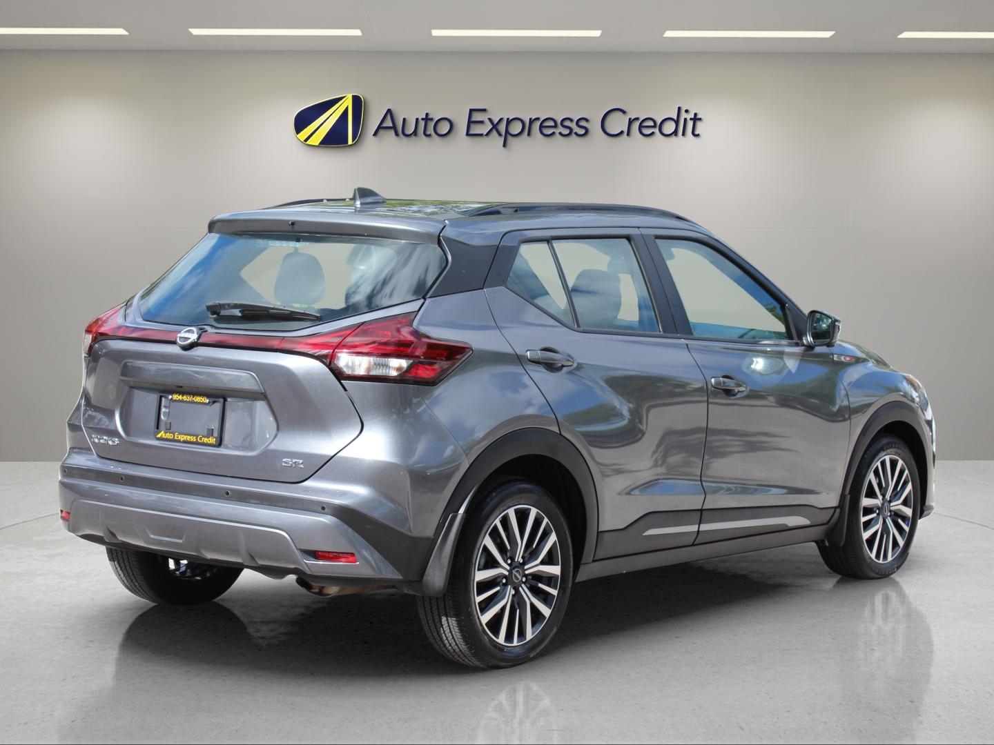 Nissan Kicks Sr Xtronic Cvt - Thumbnail 5