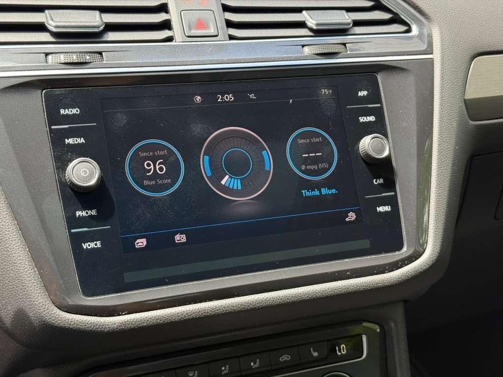 Volkswagen Tiguan 2.0T Se | 2.0T Sel | 2.0T Se R-Line Black - Thumbnail 18