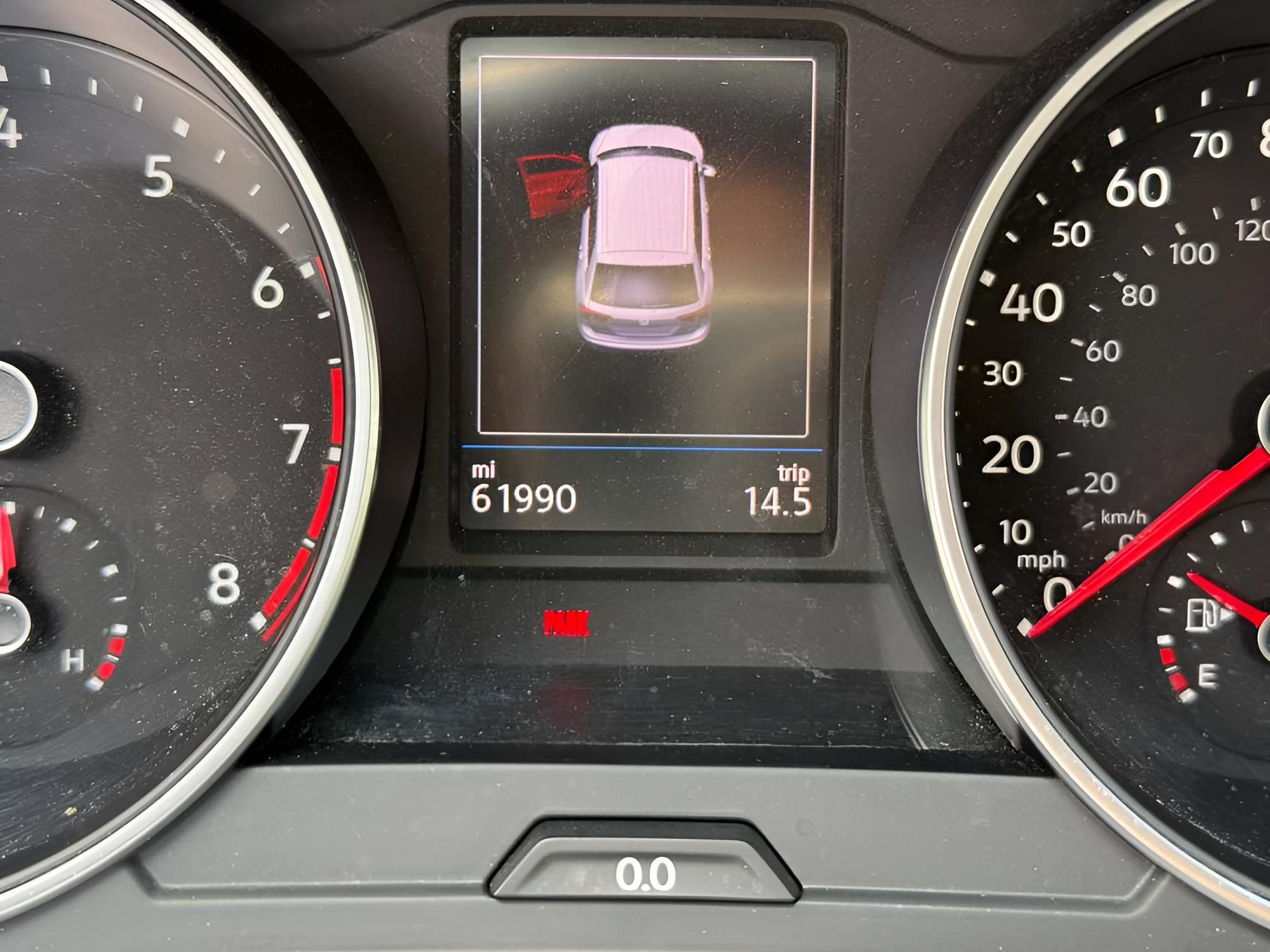 Volkswagen Tiguan 2.0T Se | 2.0T Sel | 2.0T Se R-Line Black - Thumbnail 17