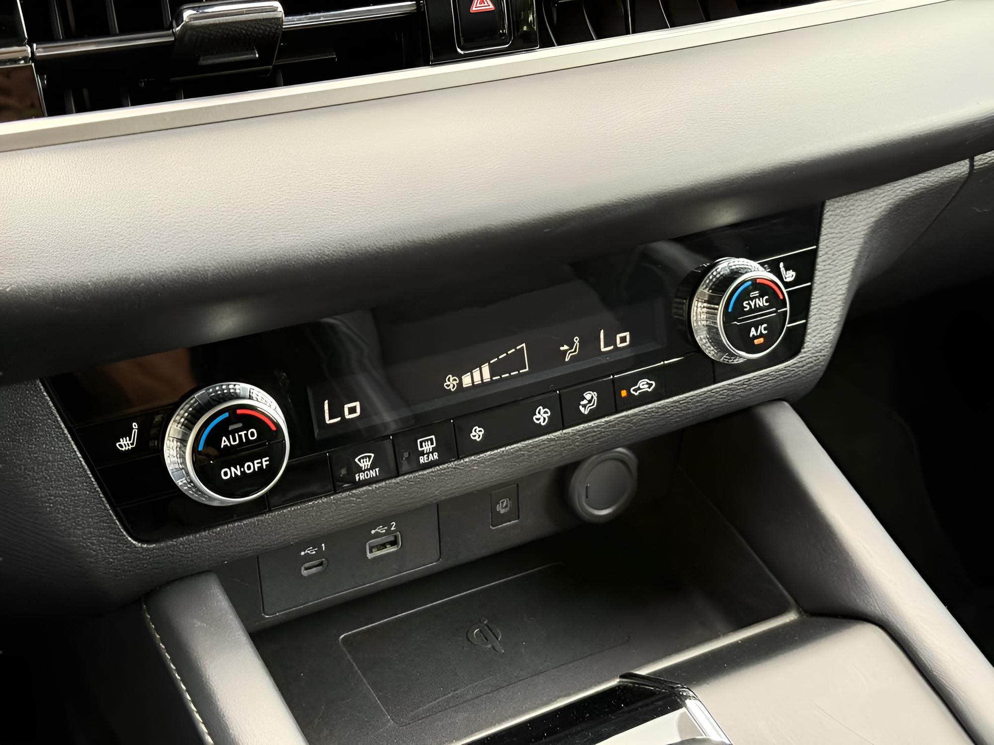 Mitsubishi Outlander Se 2.5 2Wd | Se Black Edition S-Awc | Se Black Edition W/Pano Roof S-Awc - Thumbnail 10