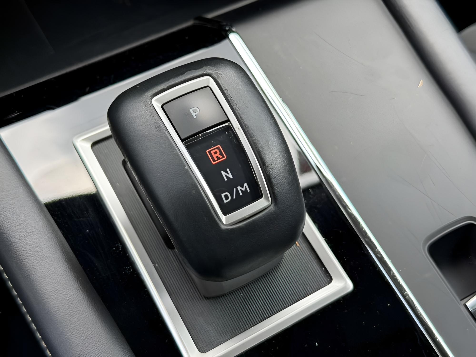 Mitsubishi Outlander Se 2.5 2Wd | Se Black Edition S-Awc | Se Black Edition W/Pano Roof S-Awc - Thumbnail 12