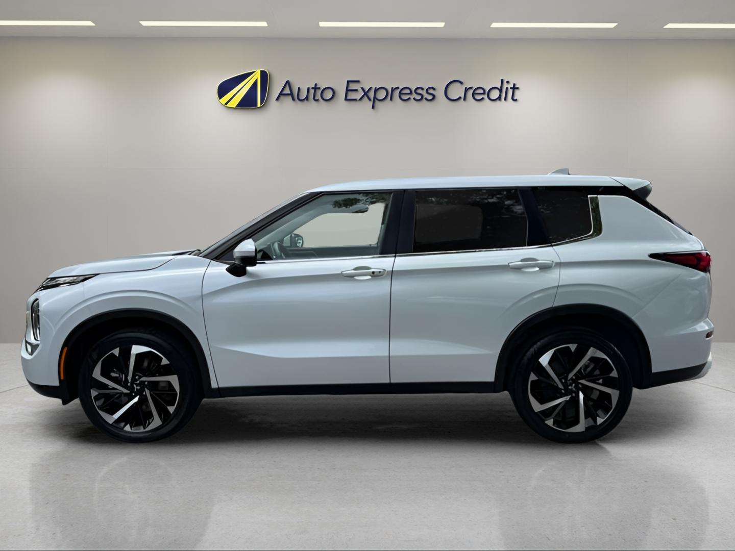 Mitsubishi Outlander Se 2.5 2Wd | Se Black Edition S-Awc | Se Black Edition W/Pano Roof S-Awc - Thumbnail 8