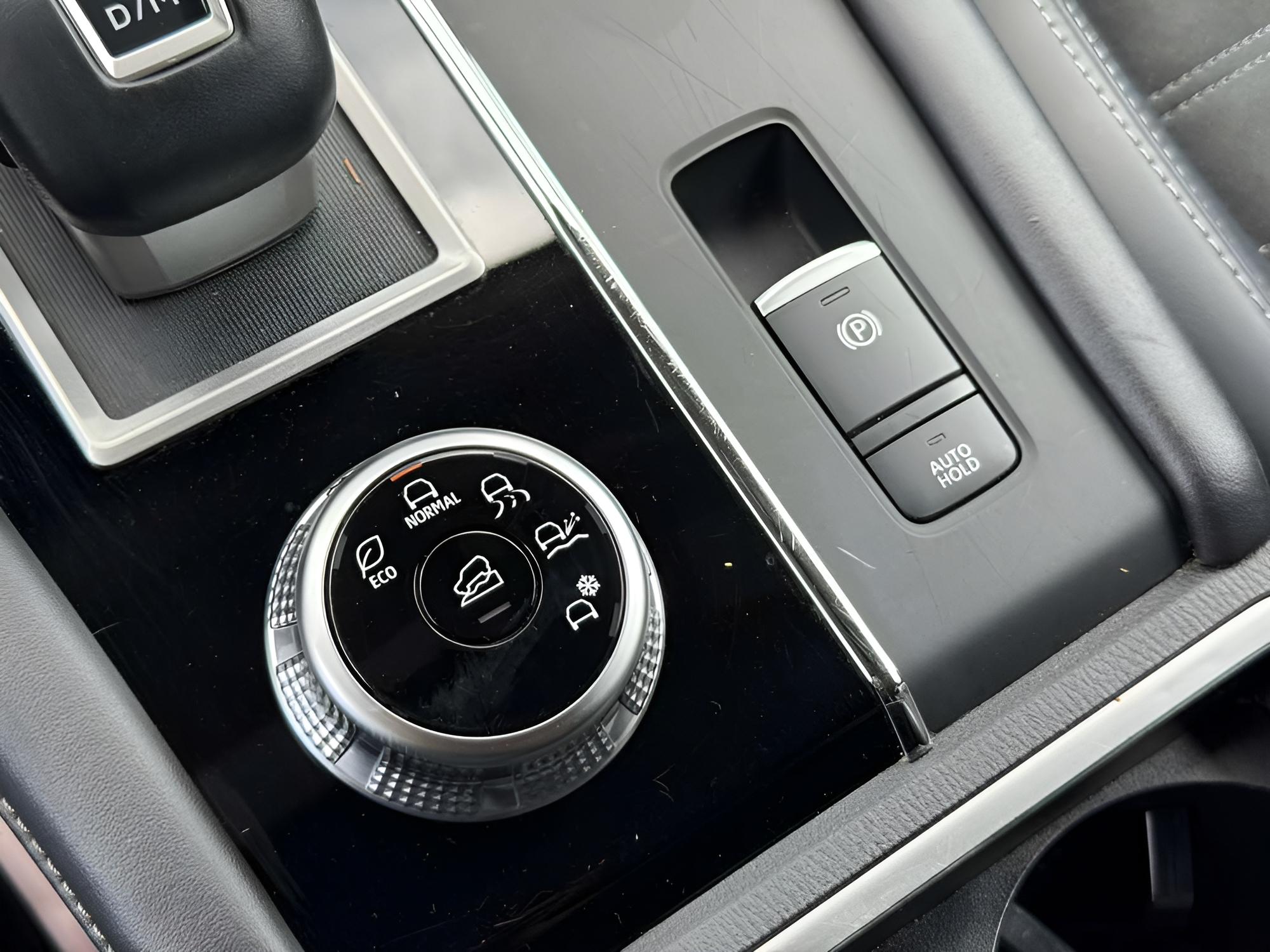 Mitsubishi Outlander Se 2.5 2Wd | Se Black Edition S-Awc | Se Black Edition W/Pano Roof S-Awc - Thumbnail 13