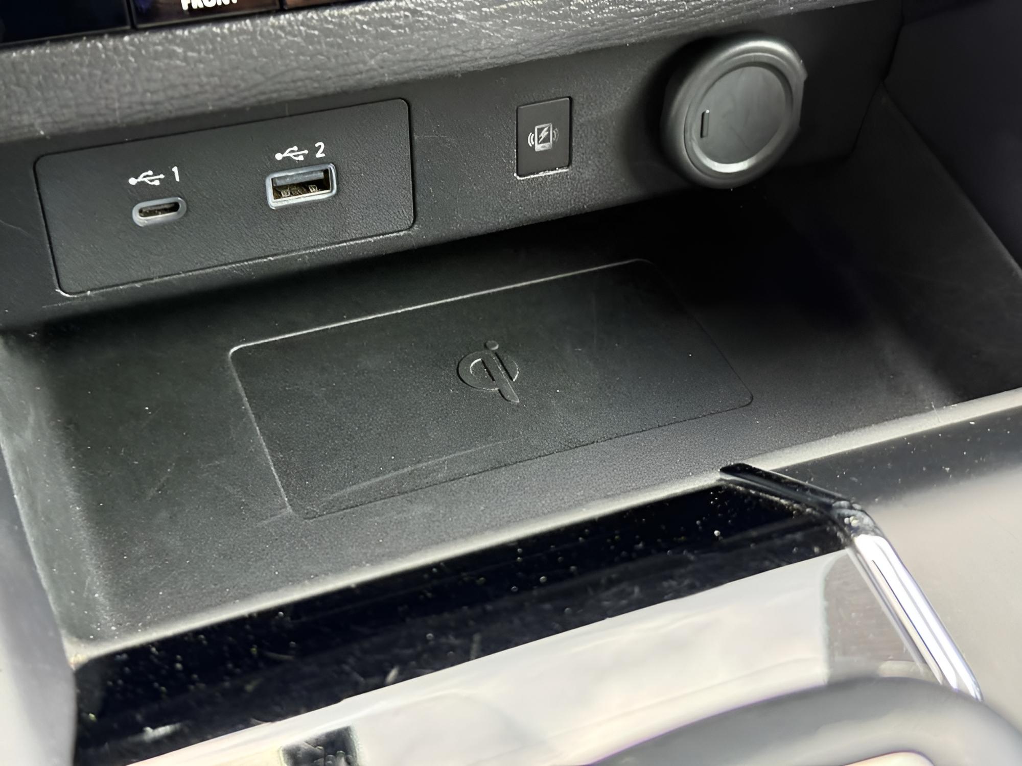 Mitsubishi Outlander Se 2.5 2Wd | Se Black Edition S-Awc | Se Black Edition W/Pano Roof S-Awc - Thumbnail 11