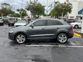 Audi Q3 - Thumbnail 9