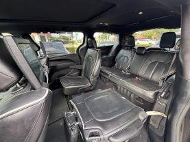 Chrysler Pacifica - Thumbnail 13