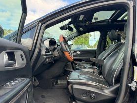 Chrysler Pacifica - Thumbnail 10