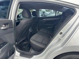 Hyundai Elantra - Thumbnail 11