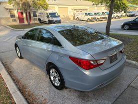 Hyundai Sonata - Thumbnail 13