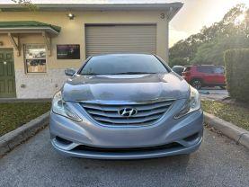 Hyundai Sonata - Thumbnail 5