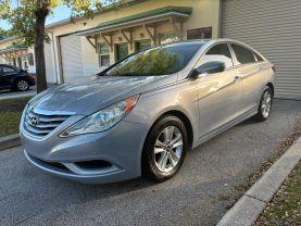 Hyundai Sonata - Thumbnail 3