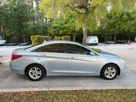 Hyundai Sonata - Thumbnail 8