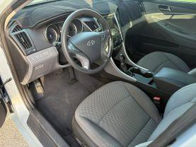 Hyundai Sonata - Thumbnail 16