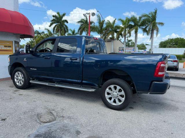 RAM 2500 CREW CAB - Thumbnail 2