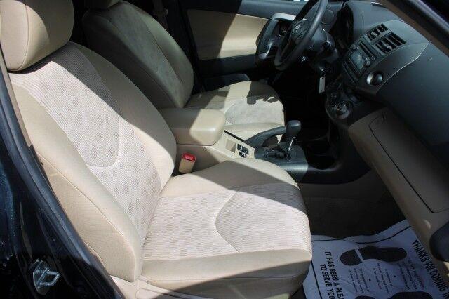 Toyota RAV4 - Thumbnail 10