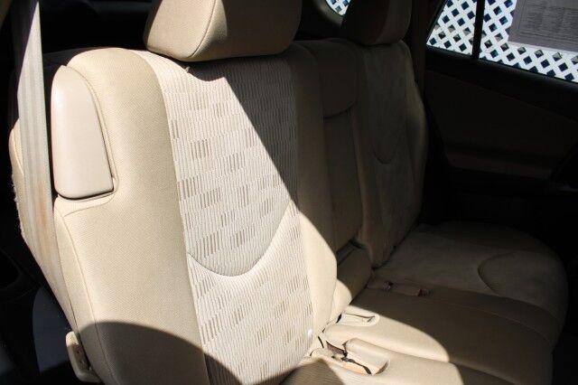 Toyota RAV4 - Thumbnail 13