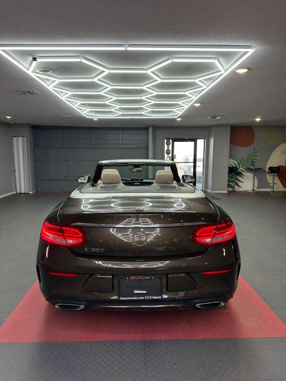 Mercedes-Benz C-Class - Thumbnail 12