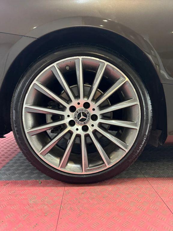 Mercedes-Benz C-Class - Thumbnail 5