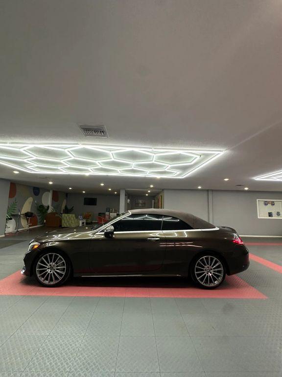 Mercedes-Benz C-Class - Thumbnail 18