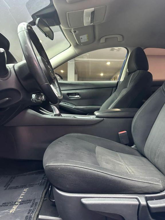 Nissan Sentra - Thumbnail 15