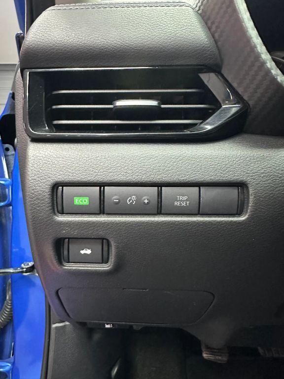 Nissan Sentra - Thumbnail 16