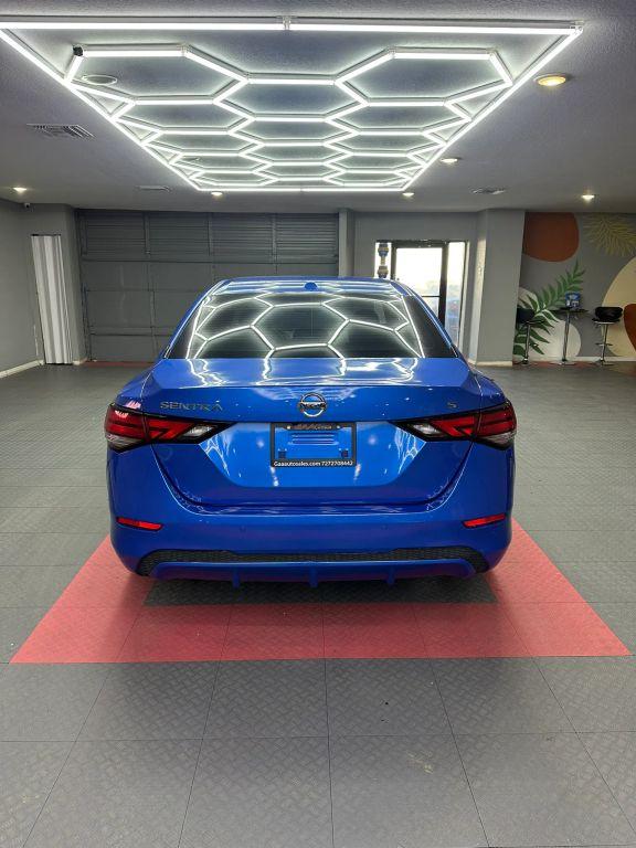 Nissan Sentra - Thumbnail 11