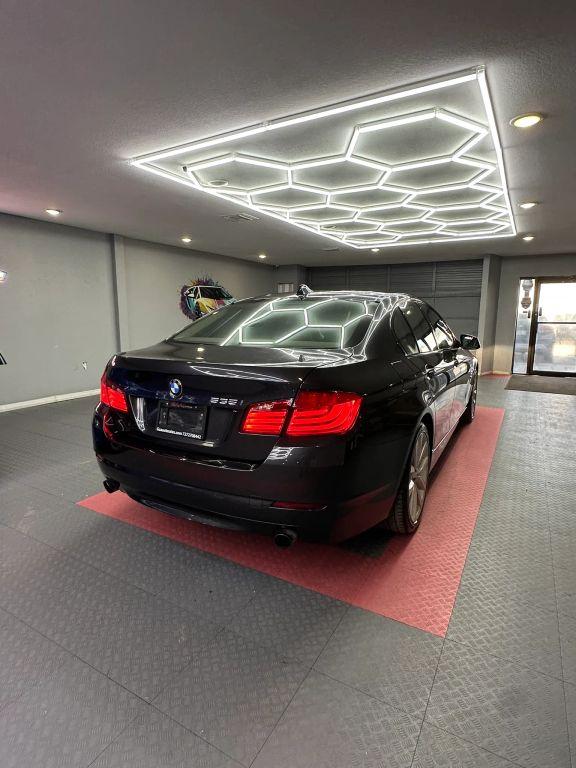 Bmw 5 Series - Thumbnail 12