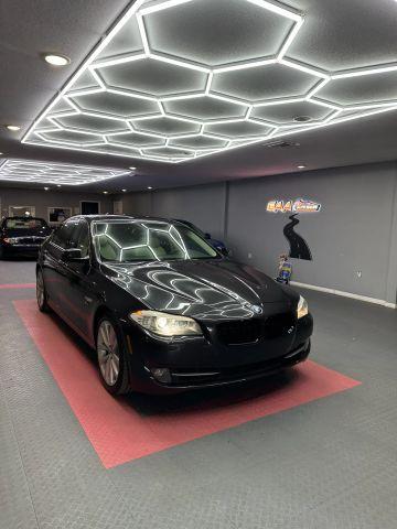 Bmw 5 Series - View 1