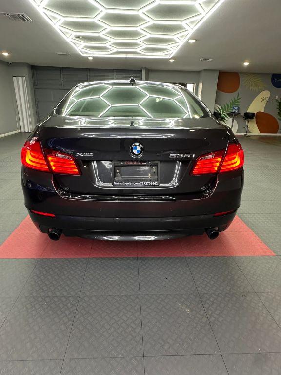 Bmw 5 Series - Thumbnail 11