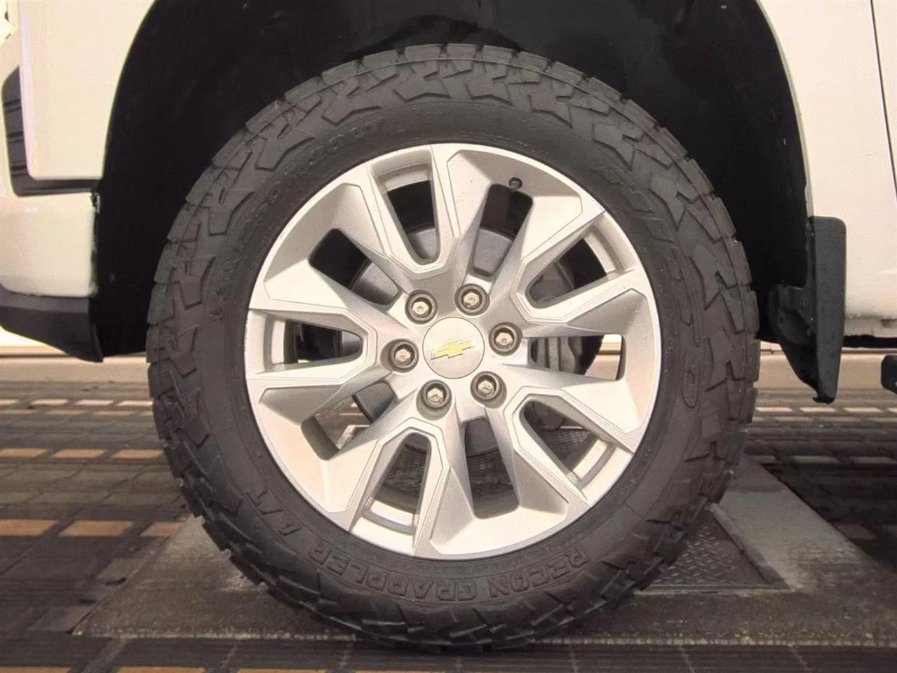 Chevrolet Silverado 1500 Ltd2Wd Double Cab 147" Custom - Thumbnail 9